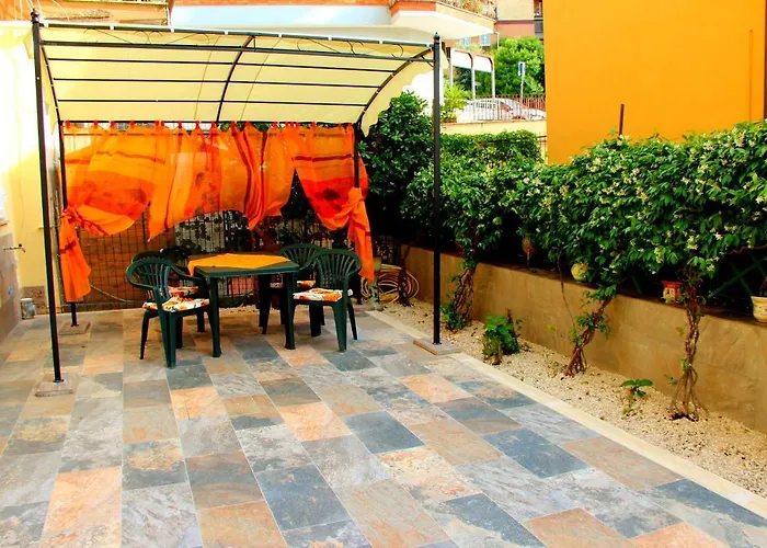 Casa E Per Vacanze Bonifazi Hotel *